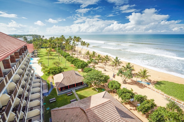 hotel buildings on the beach